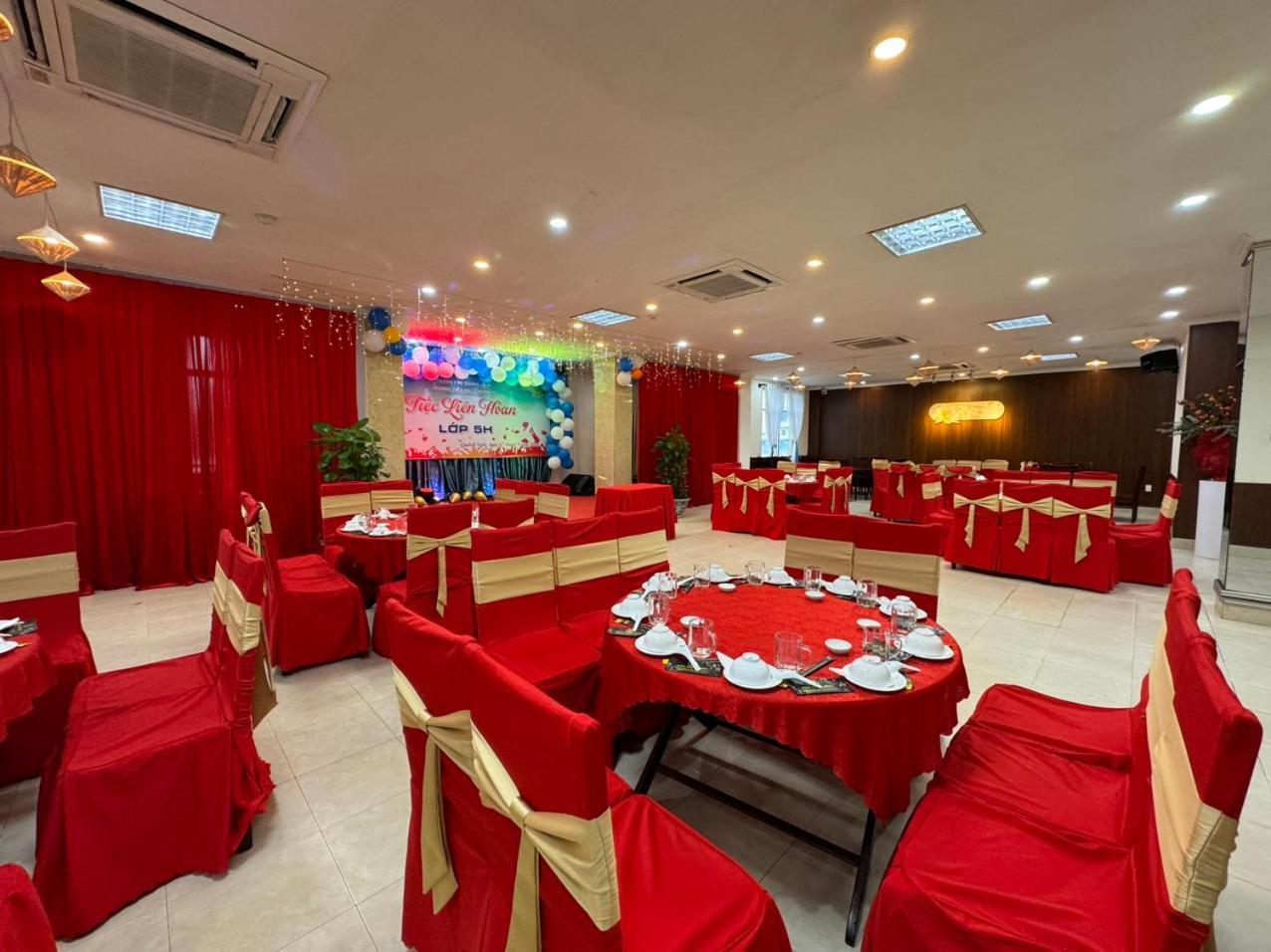 Hung Vuong Hotel Quảng Ngãi Exterior foto