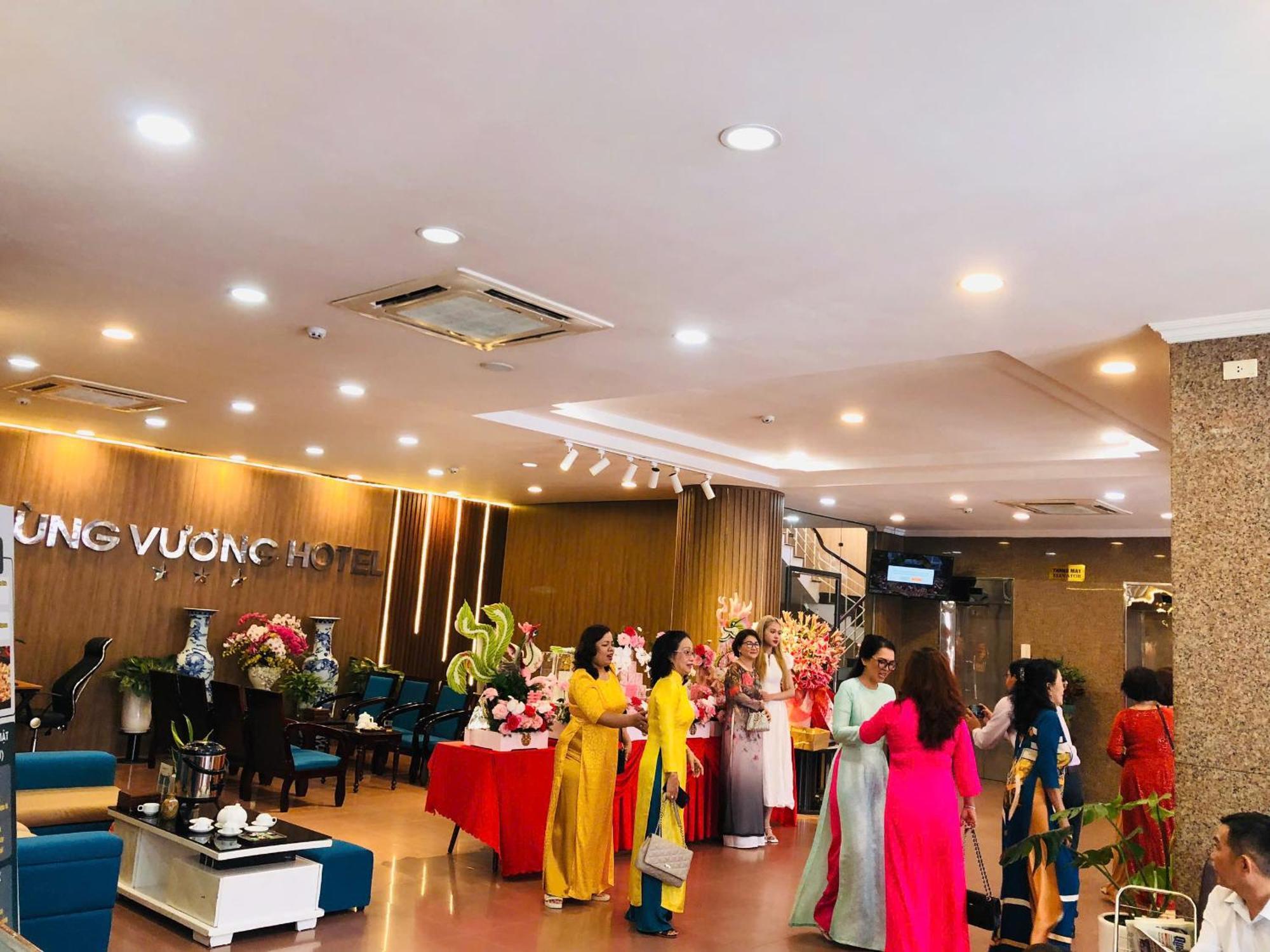 Hung Vuong Hotel Quảng Ngãi Exterior foto