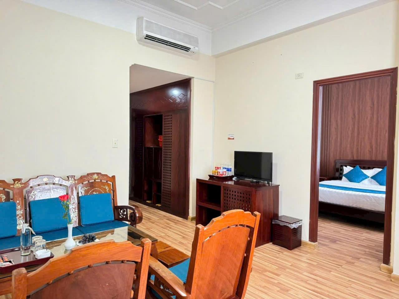 Hung Vuong Hotel Quảng Ngãi Exterior foto