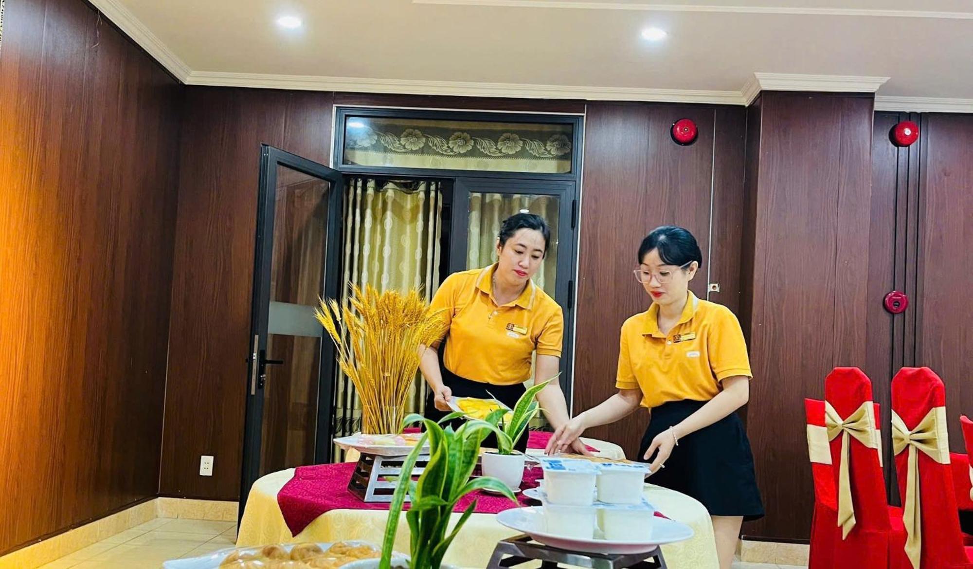 Hung Vuong Hotel Quảng Ngãi Exterior foto