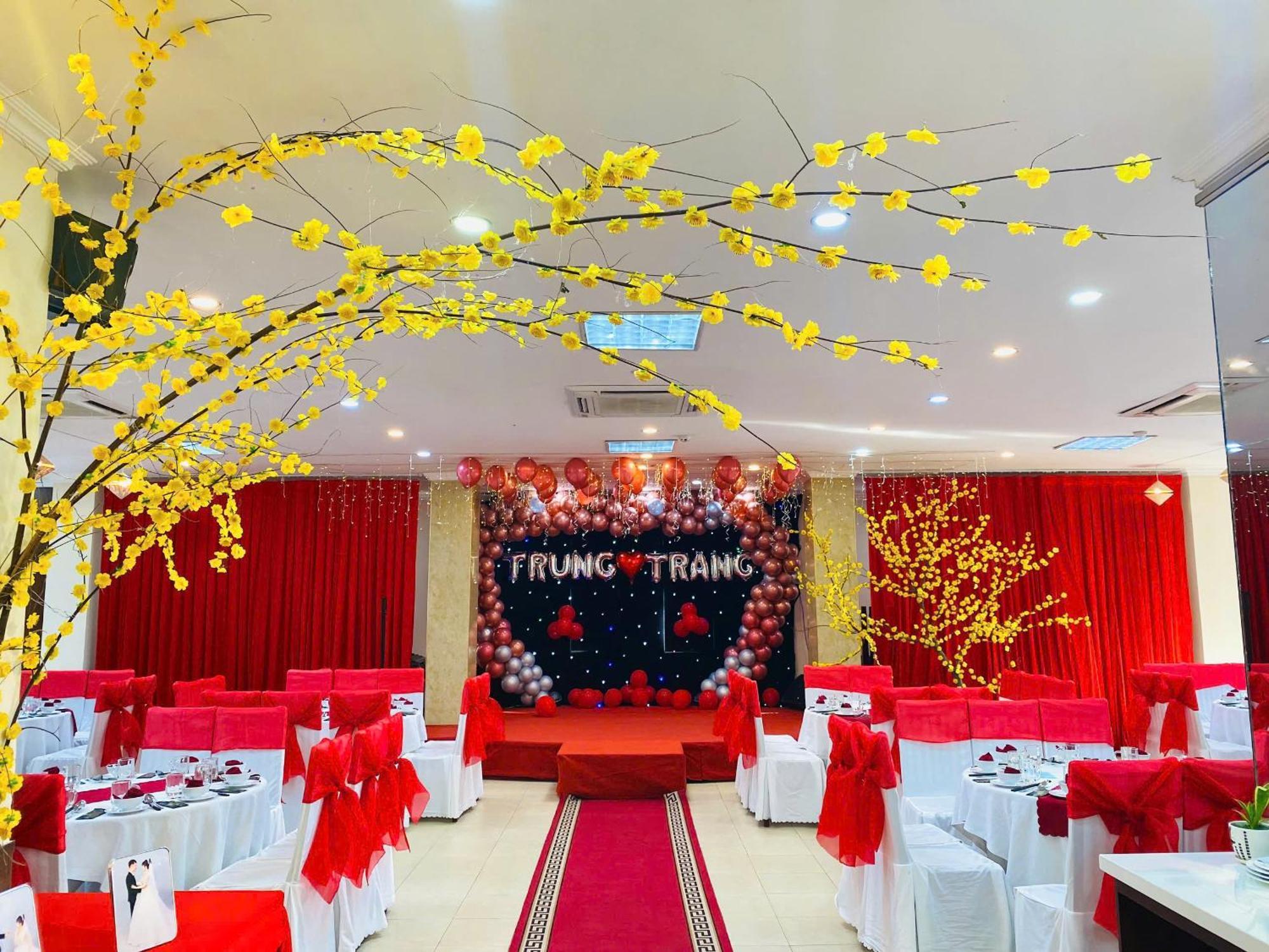 Hung Vuong Hotel Quảng Ngãi Exterior foto