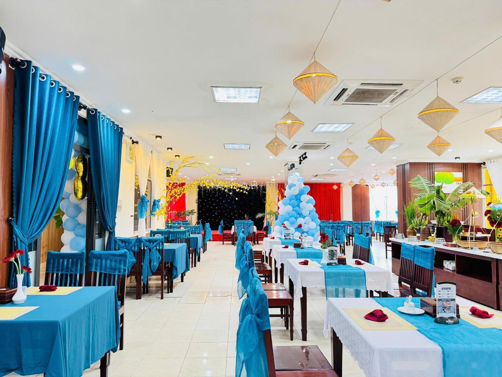 Hung Vuong Hotel Quảng Ngãi Exterior foto