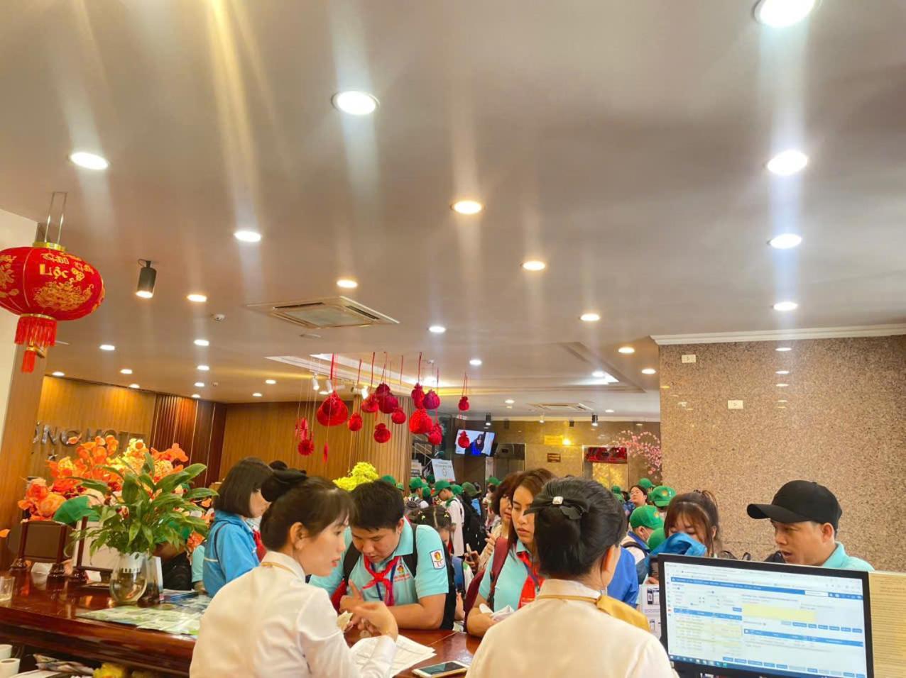 Hung Vuong Hotel Quảng Ngãi Exterior foto